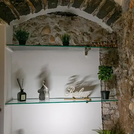 Mare E Luci Deluxe Apartman *