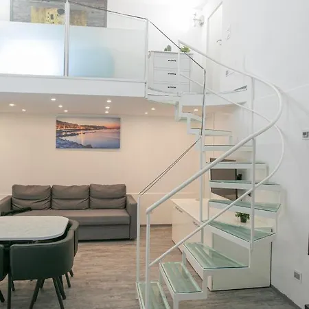 Mare E Luci Deluxe Апартаменты *